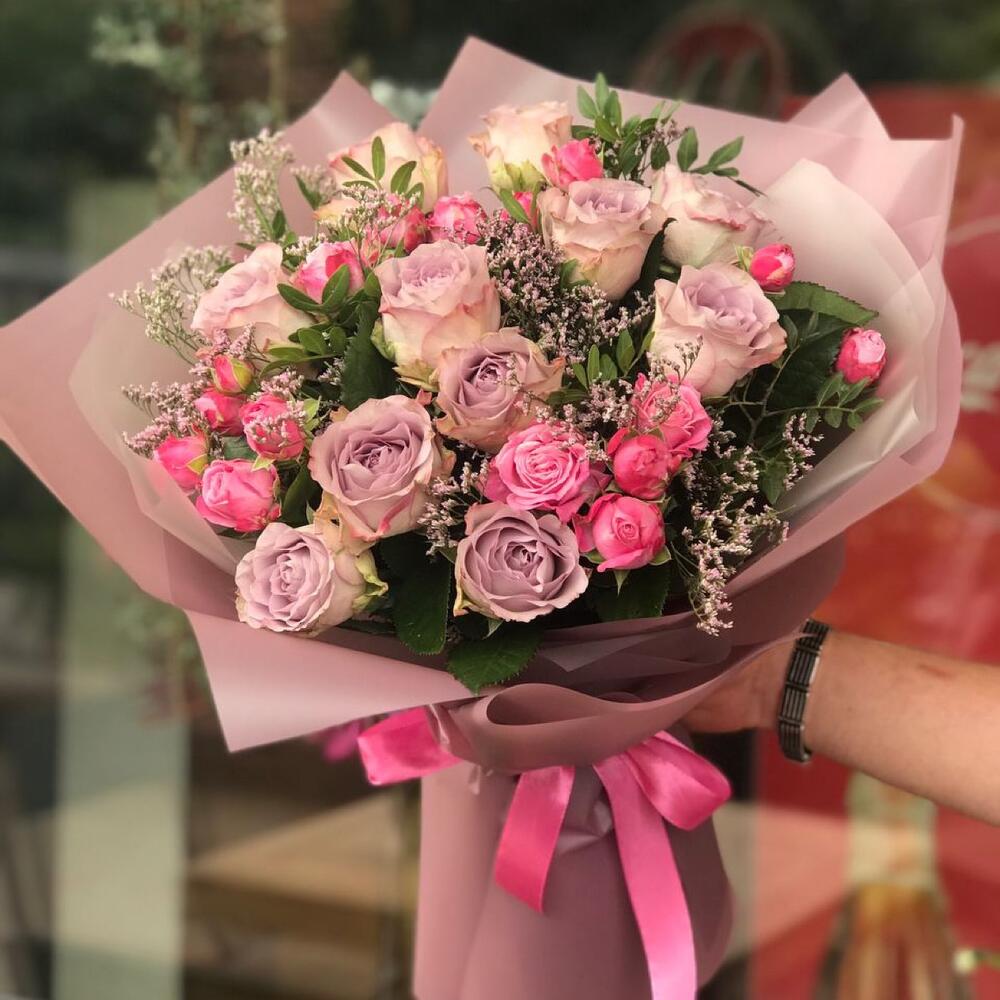 Букет с розами Мемори Лэйн