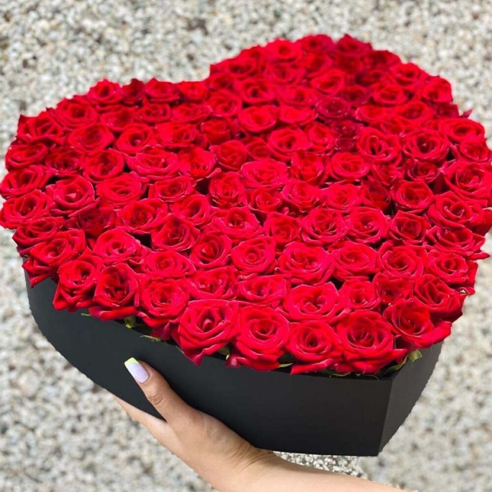 Цветы в коробке