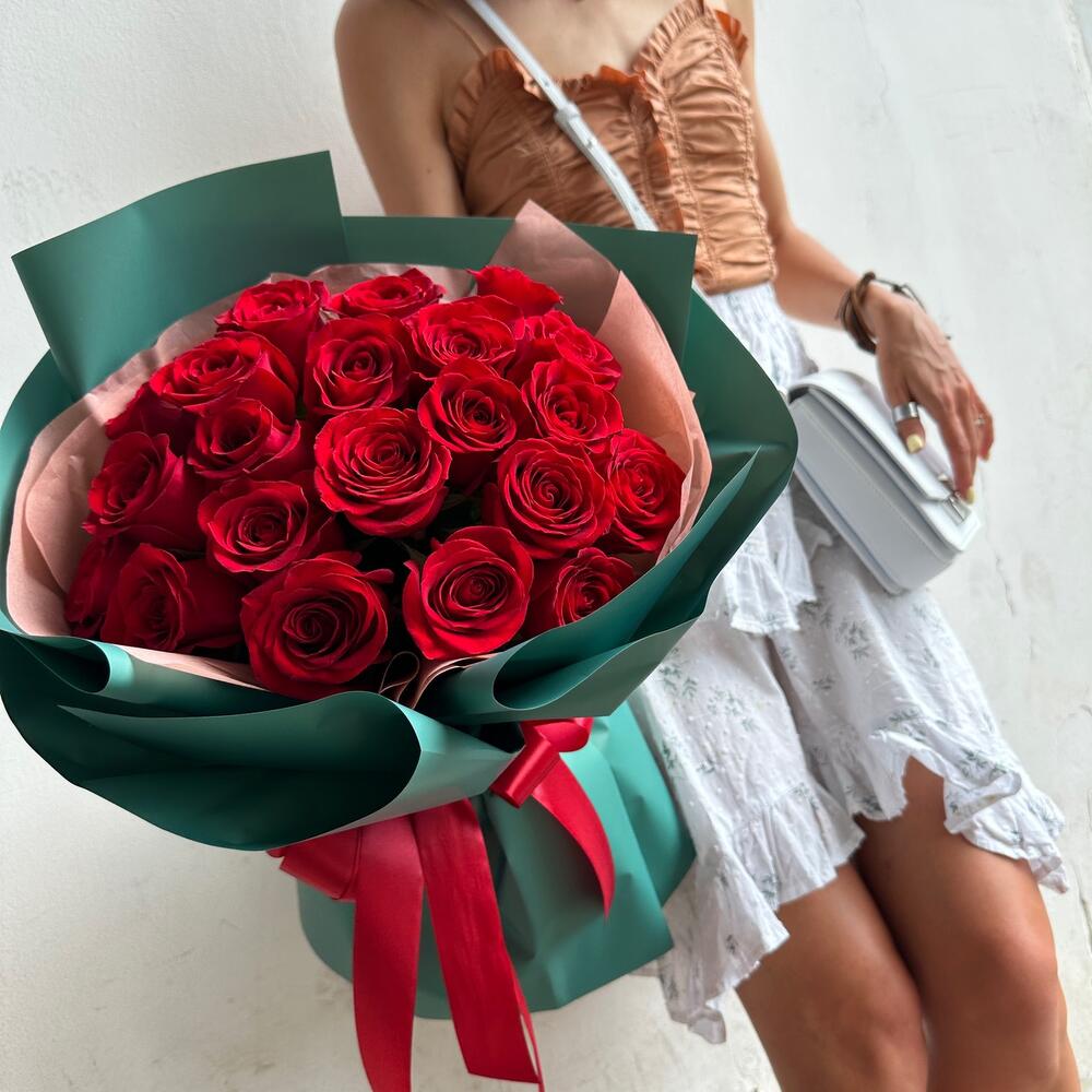 Моно красных роз(16.7)