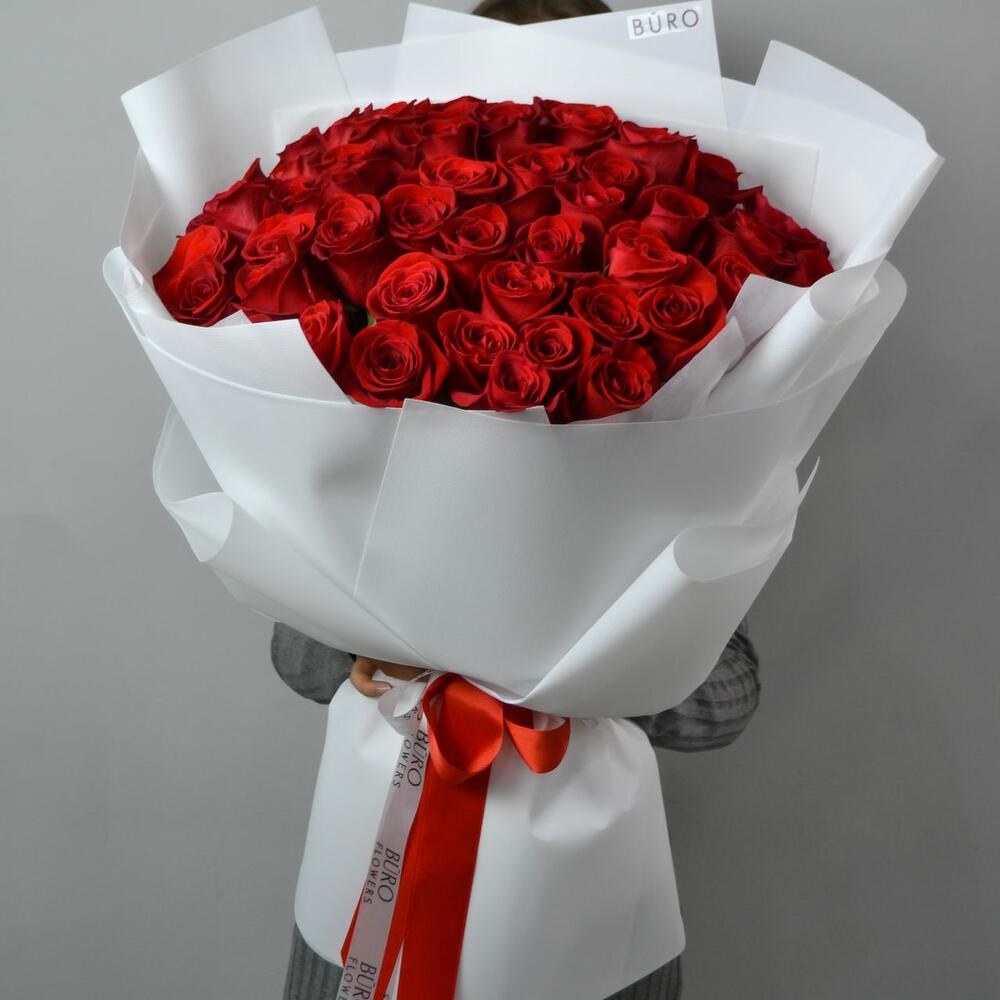 Букет из 51 красной розы